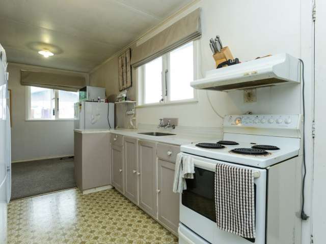 16 Montgomery Street Waipukurau and Surrounds_4