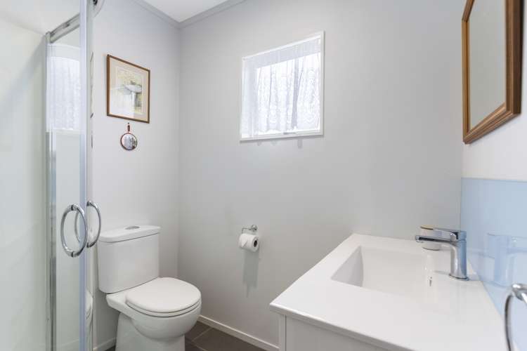 28 Third View Avenue Beachlands_22