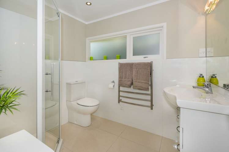 16 Raymond Terrace Northcote_11