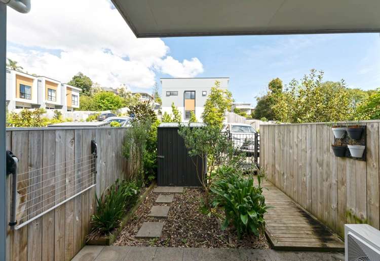 35 Morihana Close Glen Eden_12