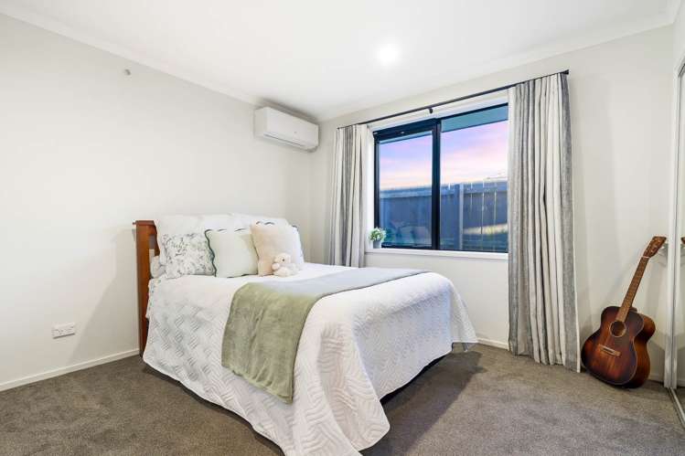 87 Twin Parks Rise Papakura_12