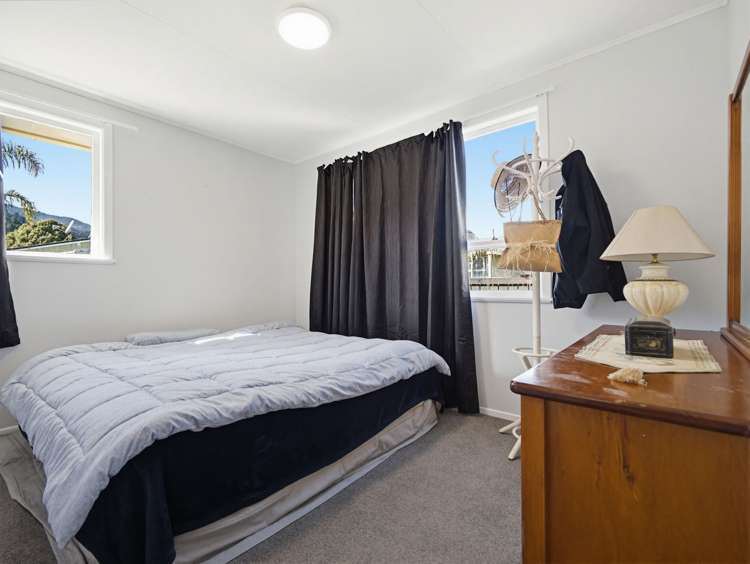 421 Fergusson Drive Thames_19