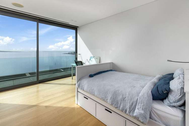 41 Beach Road Castor Bay_33