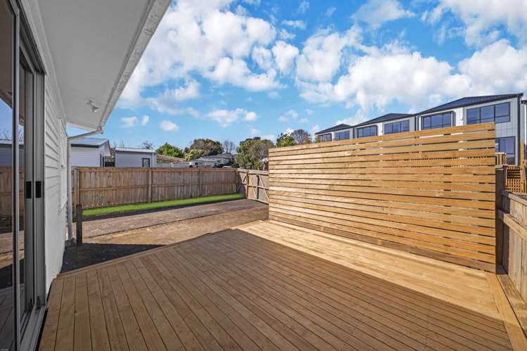 8 Malvina Place Bucklands Beach_6