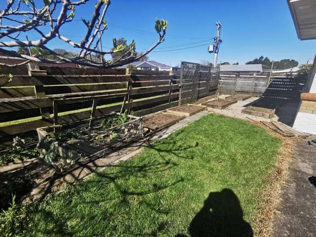 2 Kelvyn Grove Manurewa_3