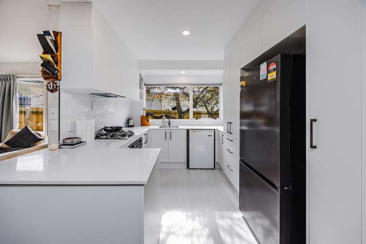 5A Busby Street Blockhouse Bay_13