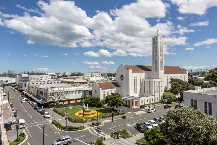 3f/3 Shakespeare Road Napier South_12