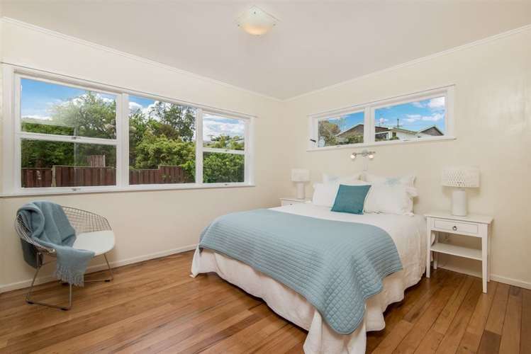 24 Rambler Crescent Beach Haven_9