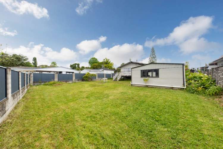 5 John F Kennedy Place Glen Eden_15