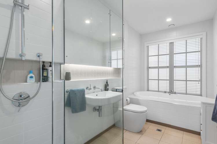 48 McDougall Avenue Merivale_33