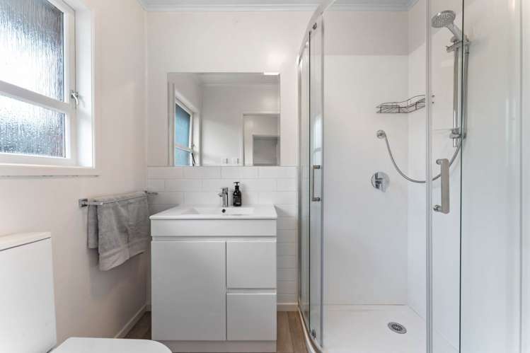 37a Glenorchy Street Glen Eden_9