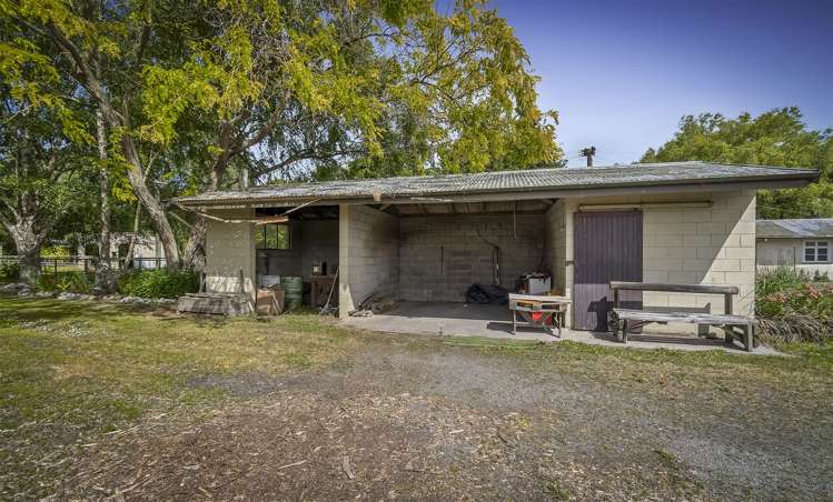 325 Curraghs Road Rolleston_18