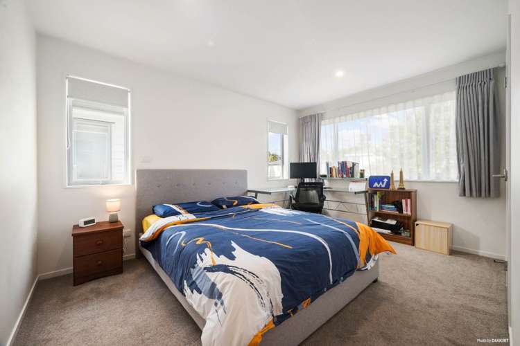 2 Airey Place Torbay_11