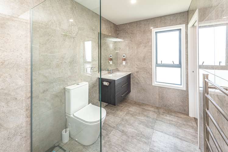 43 Montgomery Road Westmere_15