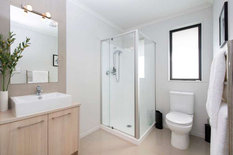 12 Lane Cameron Place Flat Bush_13