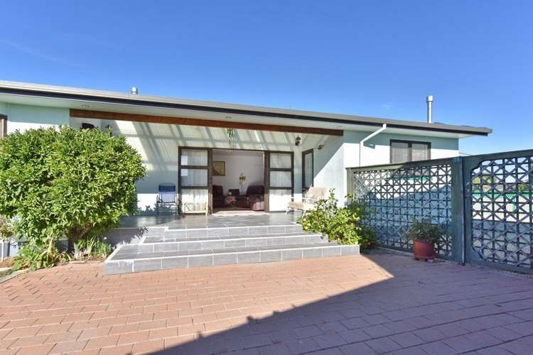 48 Seadown Crescent Amberley_14