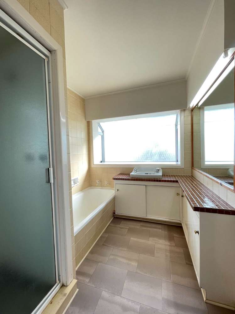 36 Vera Road Te Atatu South_6