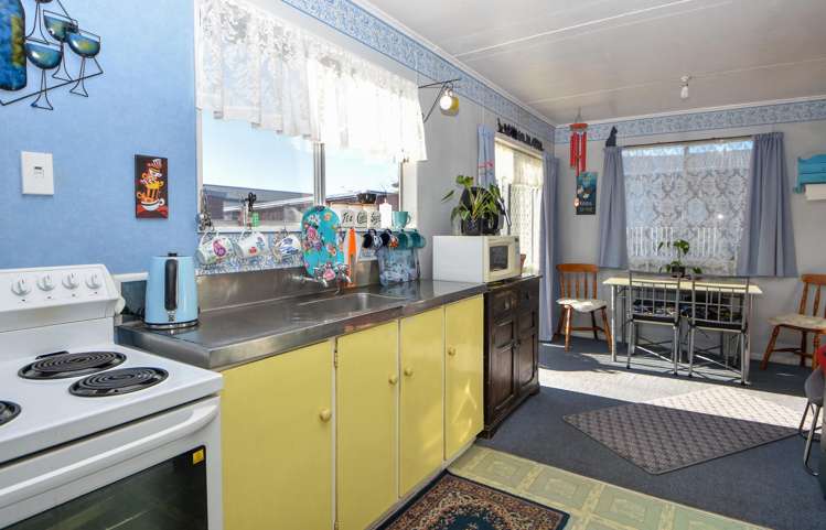 237a High Street North Carterton_6