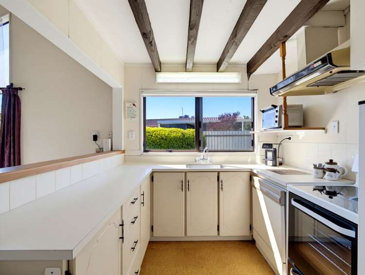8 Swansea Place Tamatea_2