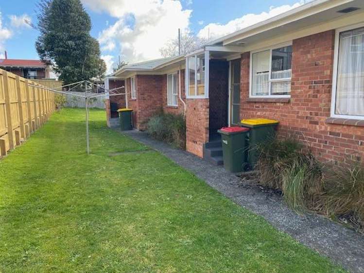 2/10 Olympic Place Papakura_15