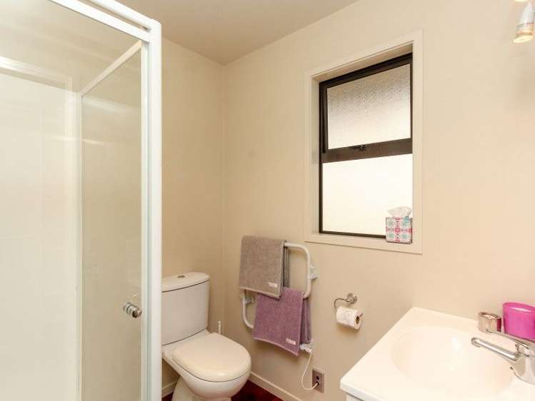 34 Roto Street Hurdon_12