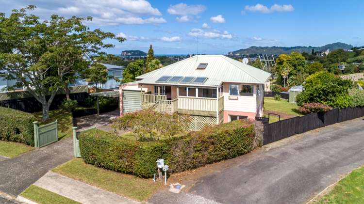 127 Bruce Wallace Place Whangamata_20