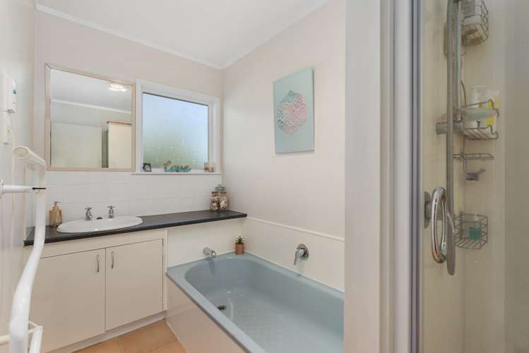 17 Stott Avenue Birkdale_8