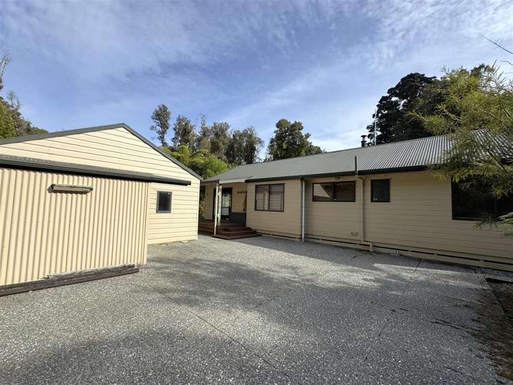 489 Rutherglen Road_3