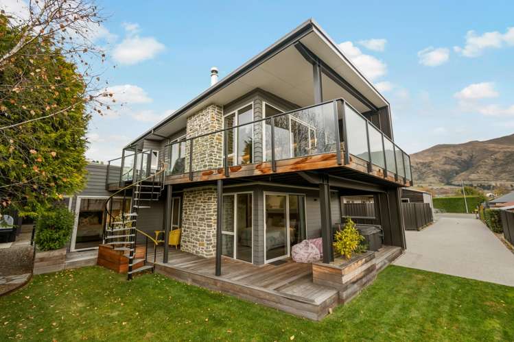 74 McDougall Street_0