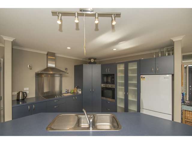 33 Rolleston Drive Rolleston_2