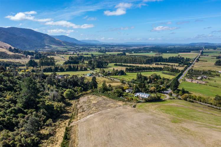 327 Ashley Gorge Road Oxford_22