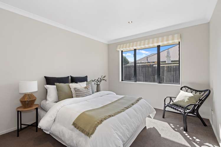 18 Applefield Court Northwood_17