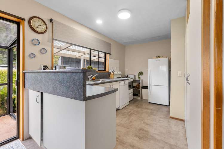 298 & 296 Worsleys Road Cracroft_7