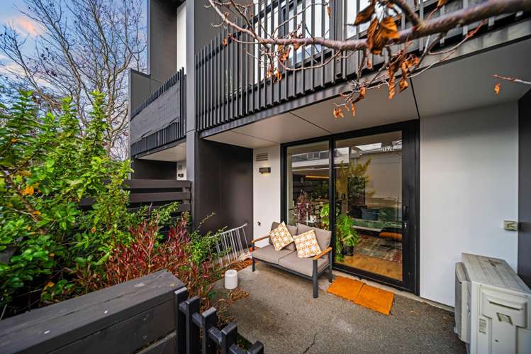 15/6 Waverley Street Sydenham_9