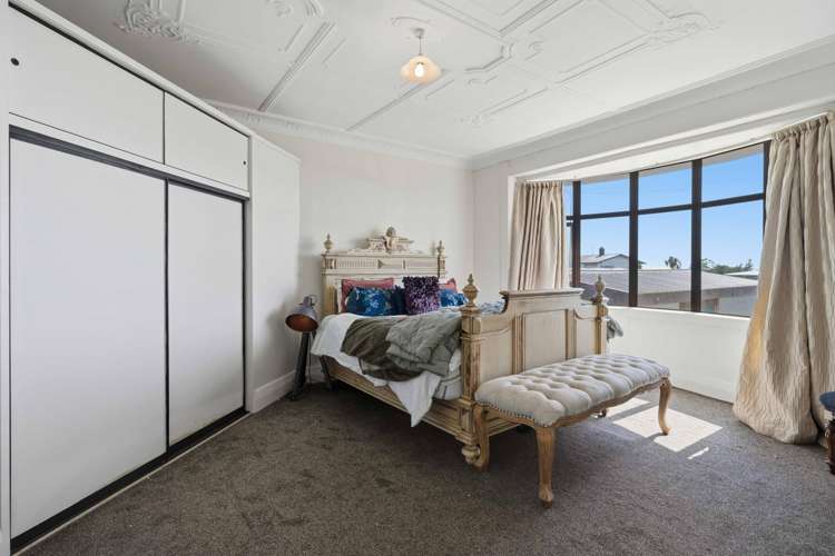 290 Gore Street Bluff_11