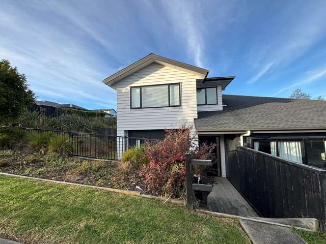 Spacious Family Home in Sought-After Milldale ...