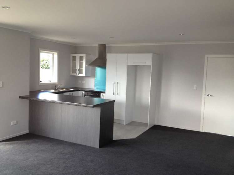 4 Queens Park Crescent Frankton_11