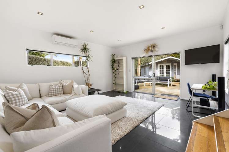 2 Stredwick Drive Torbay_7