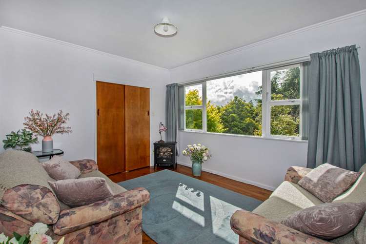 11 Ogle Crescent Kamo_12