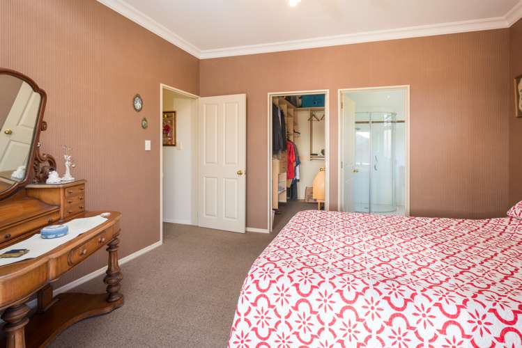 1 Mckendry Street Redwoodtown_14