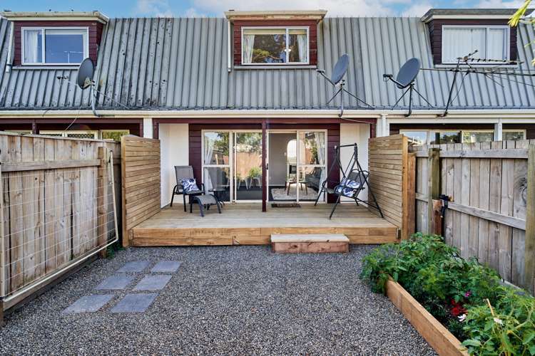 8f Montgomery Crescent Clouston Park_9