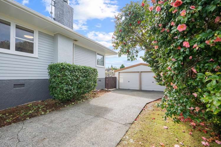 65 Carr Street Te Kamo_12