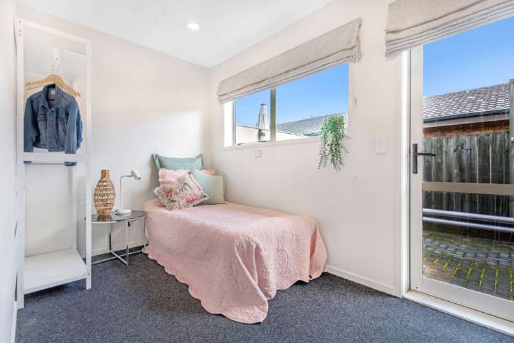 27c Seddon Street Glenholme_14