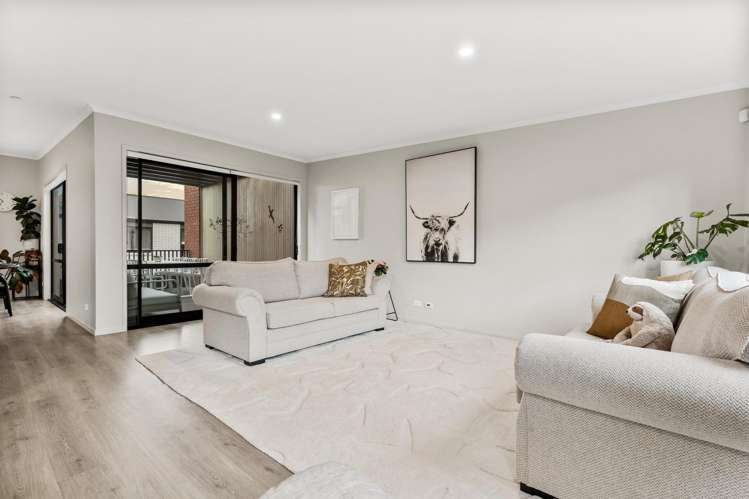 12 Kerewhenua Crescent Hobsonville_5