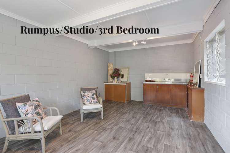 1114 Huia Road Huia_15