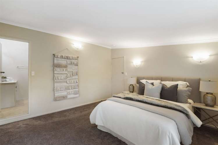 76 Parr Terrace Castor Bay_14