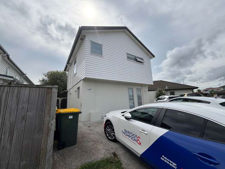 2/45 Fremantle Place_0