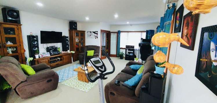 8 Golf Road New Lynn_1