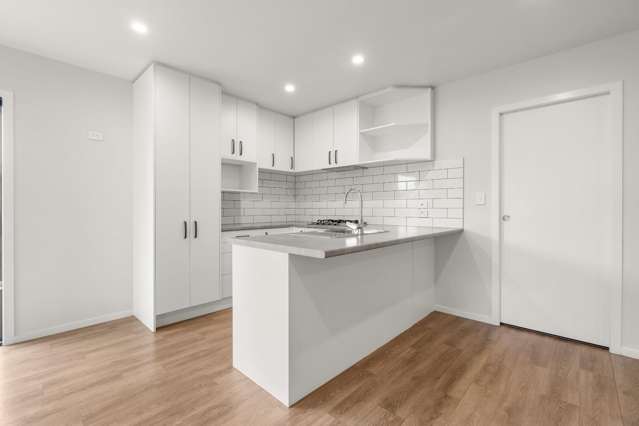 2/4 Cotton Street 3283_1