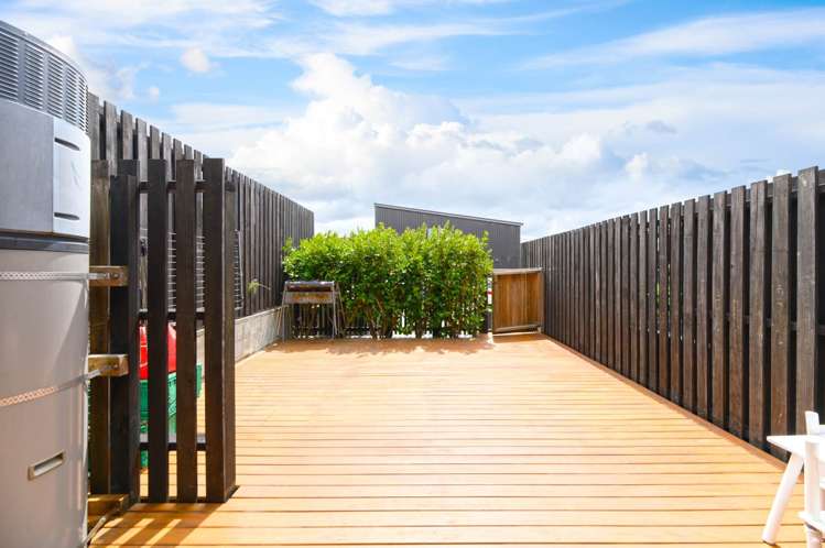 16 Hobsonville Point Road Hobsonville_13